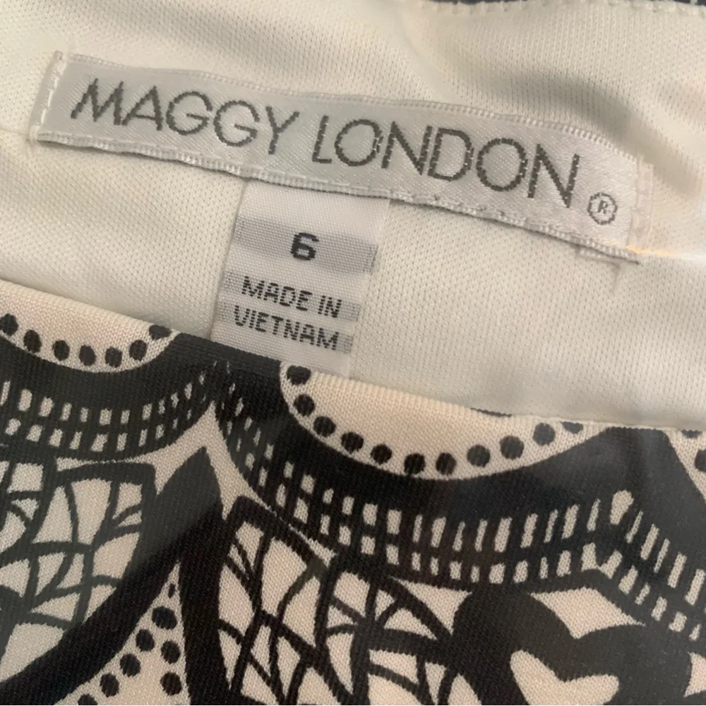 Maggy London Elegant Cap Sleeve Black and Red Knee Length Sheath Dress Size 6
